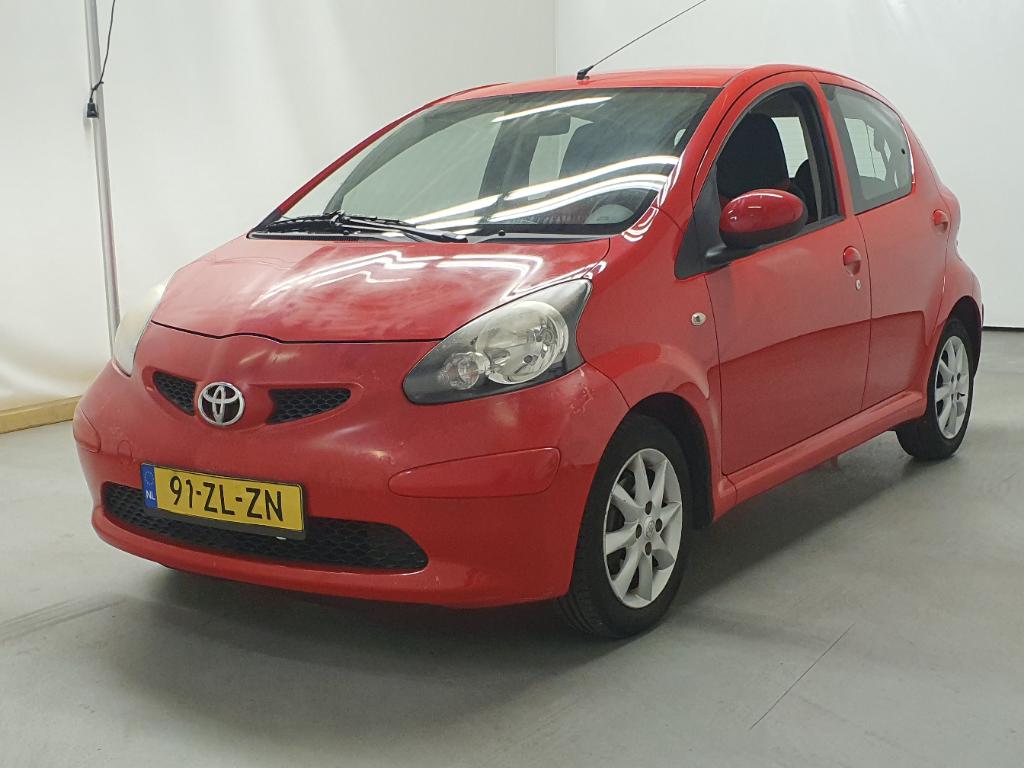 Toyota AYGO 1.0-12V +