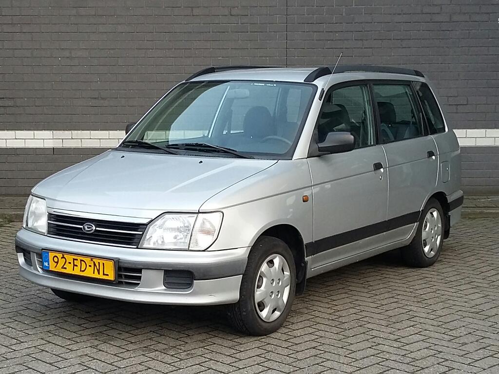 Daihatsu GRAN MOVE 1.6i-16V CX