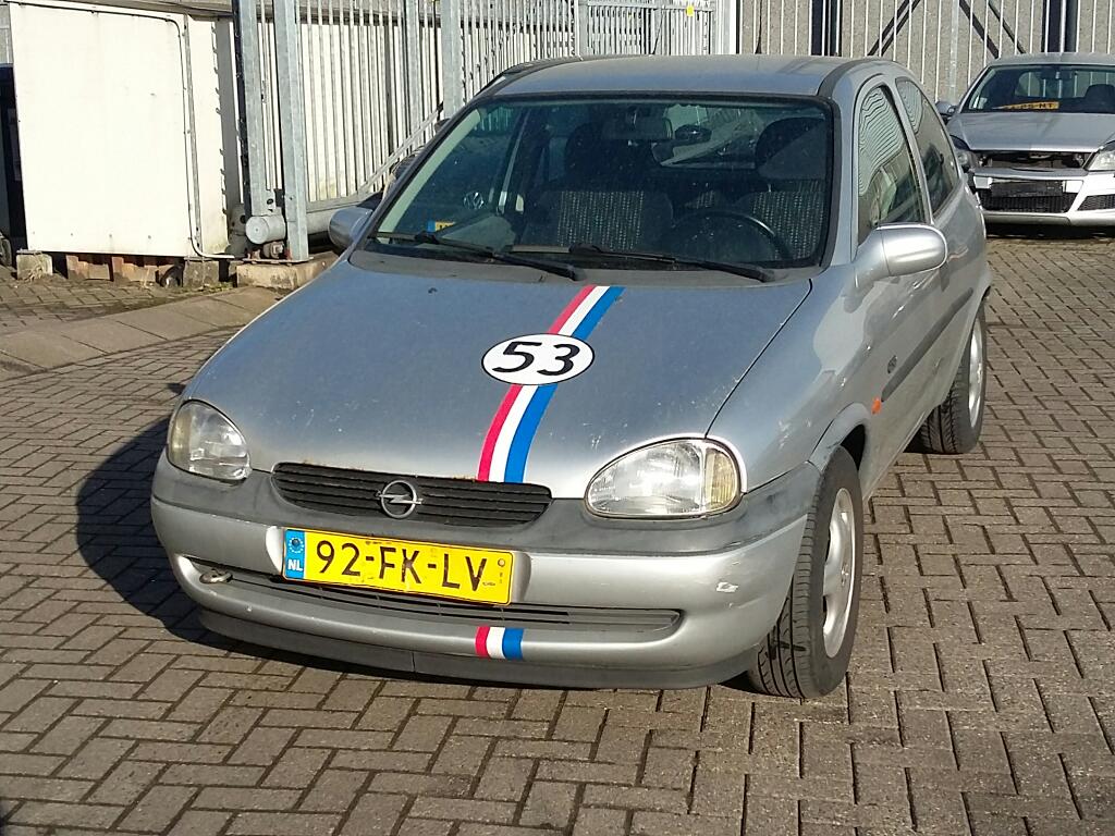 Opel CORSA 1.6i-16V GSi