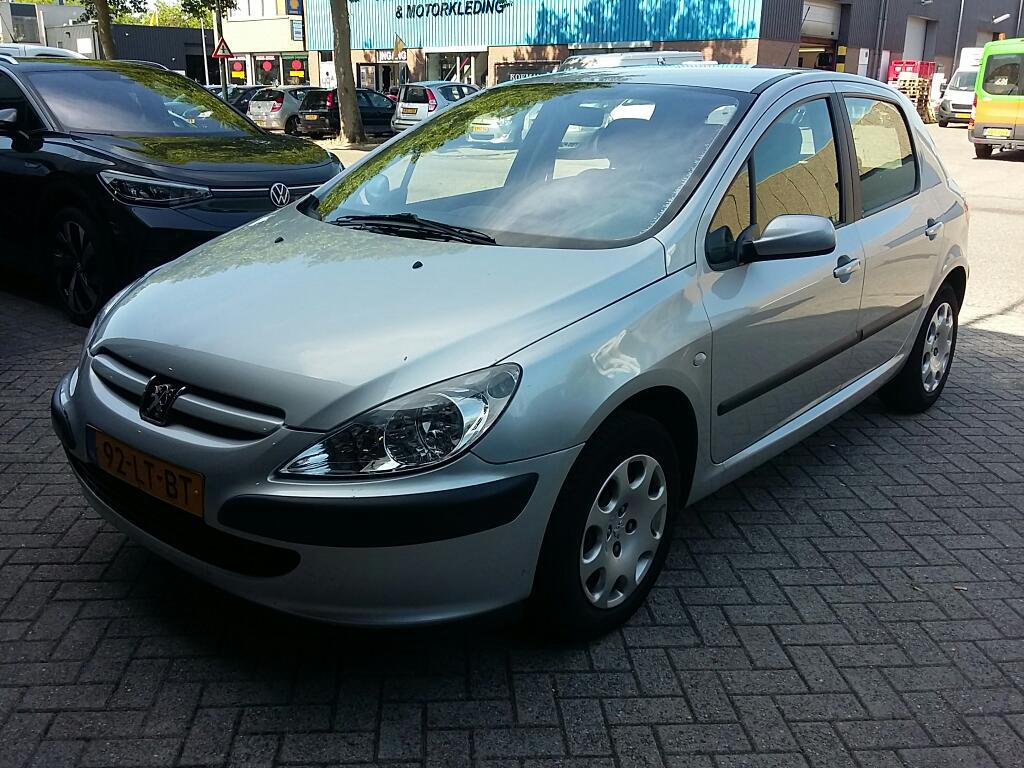 Peugeot 307 1.6-16V XT