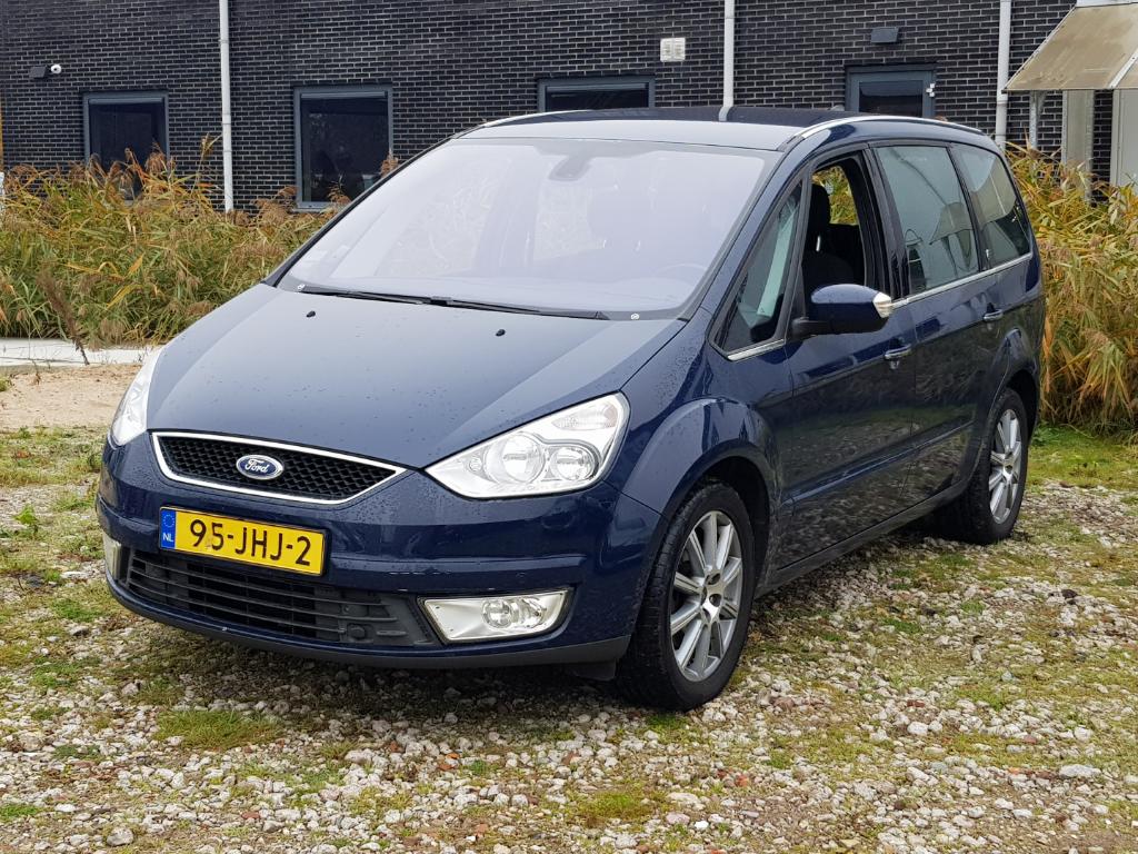 Ford GALAXY 2.0-16V Ghia FlexiF 7pers