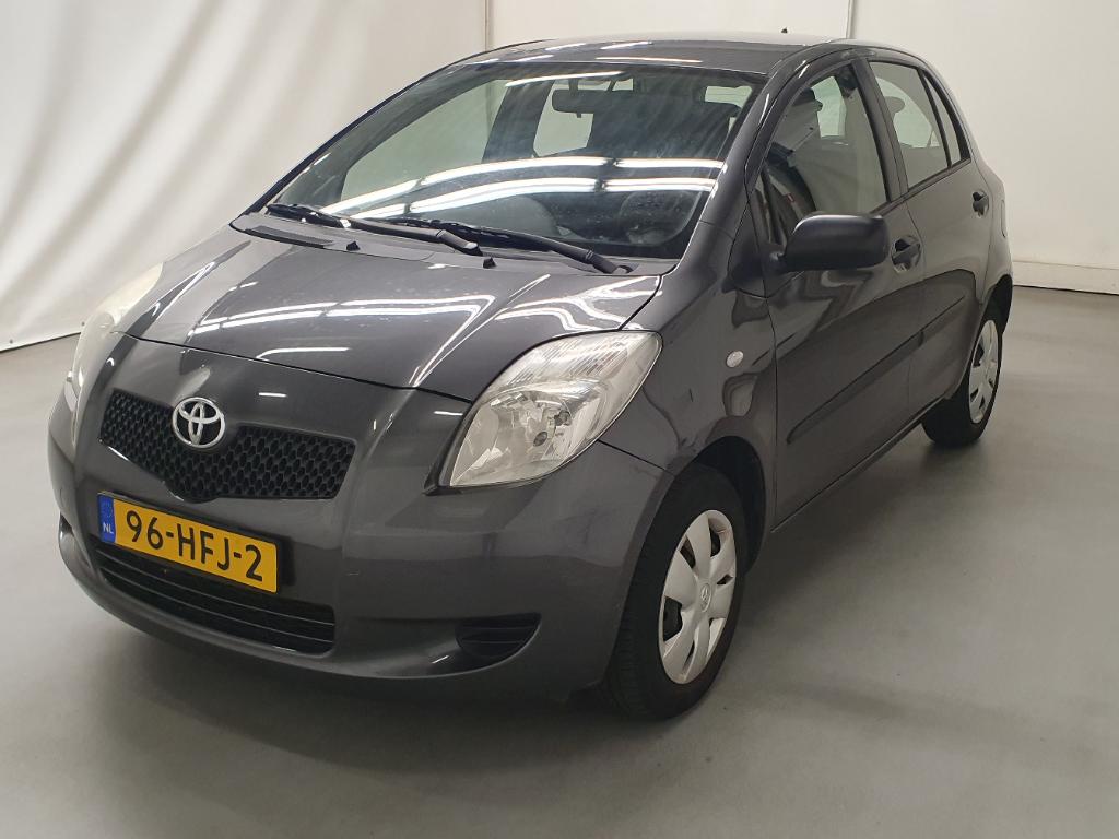 Toyota YARIS 1.0 VVTi +