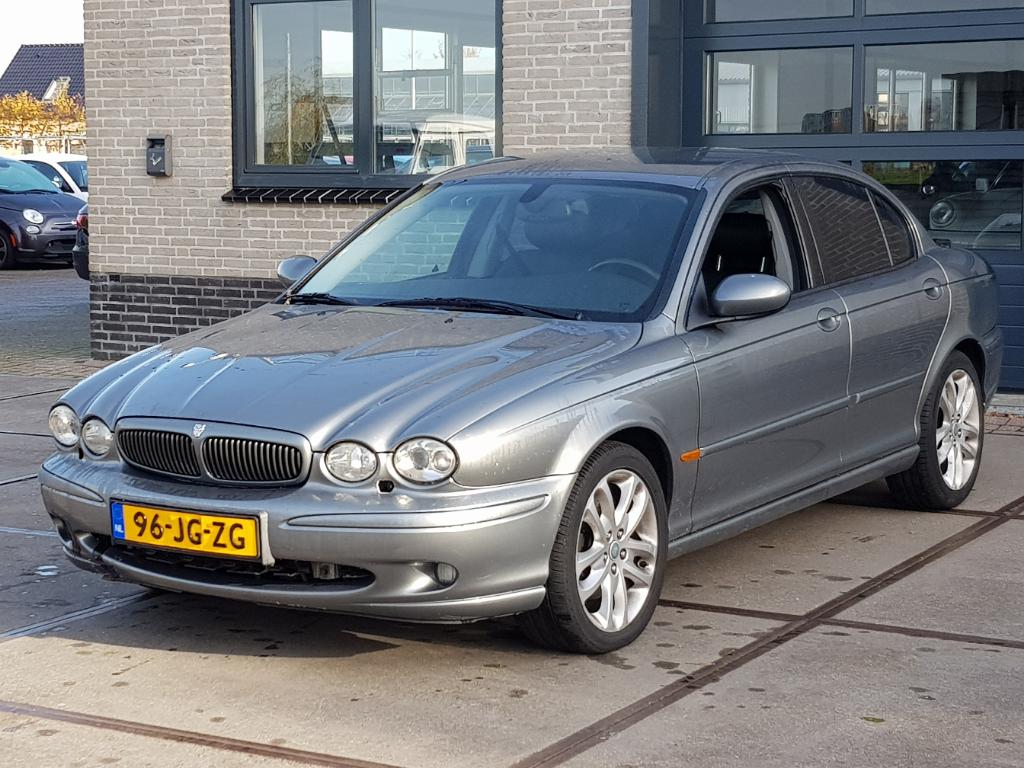 Jaguar X-TYPE 2.5 V6 Sport