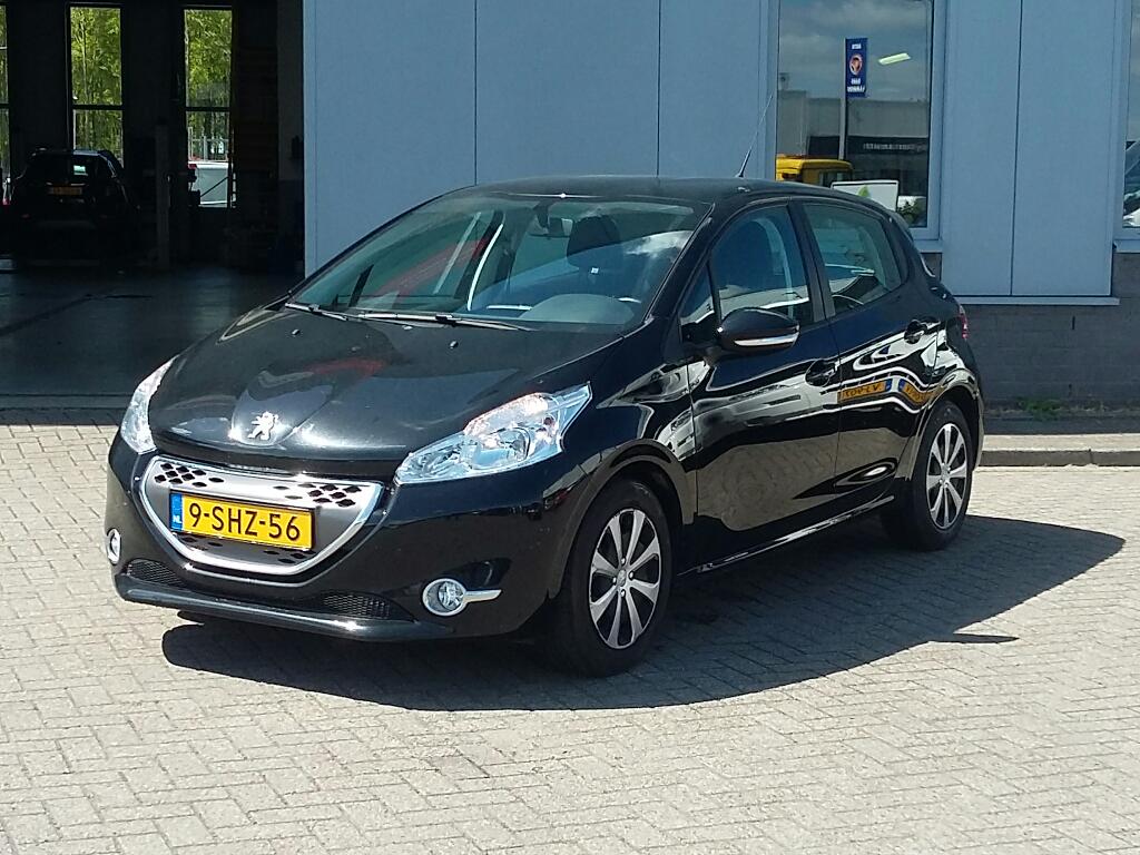 Peugeot 208 1.4 e-HDi Blue Lease