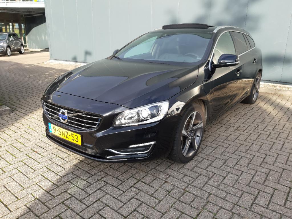 Volvo V60 2.4 D6 AWD Pl.i Sum.