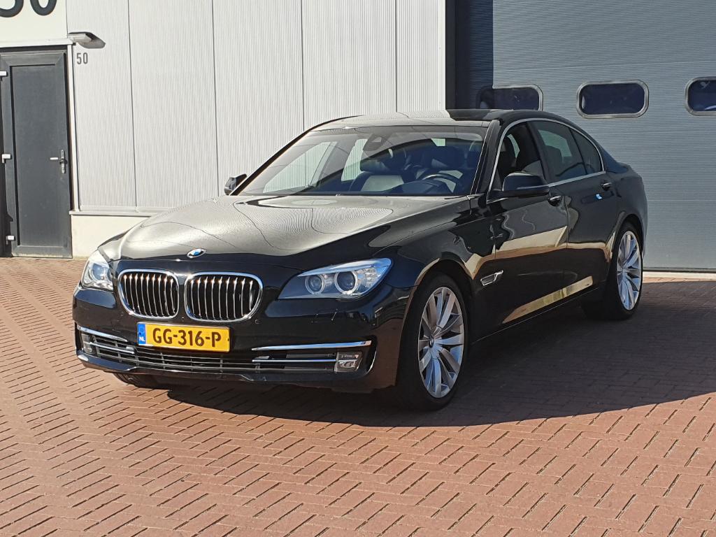 BMW 7-SERIE 740d xDrive High Ex.