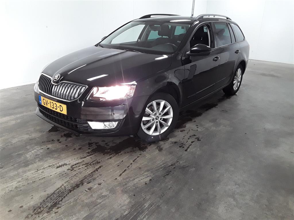 Skoda OCTAVIA COMBI 1.6 TDI Grt Amb. Bns