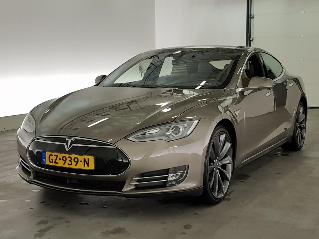 Tesla MODEL S 70D Base