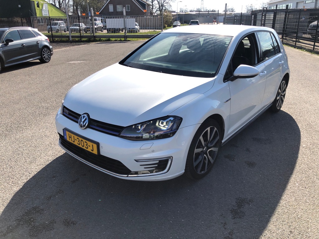 Volkswagen GOLF 1.4 TSI GTE