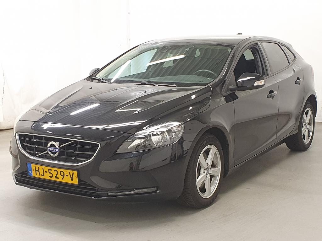 Volvo V40 2.0 D3 R-Design