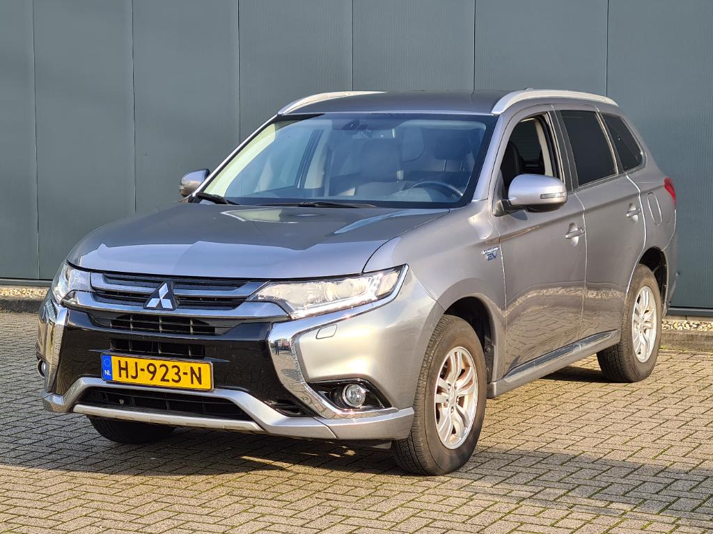 Mitsubishi OUTLANDER 2.0 PHEV Bns. Ed.