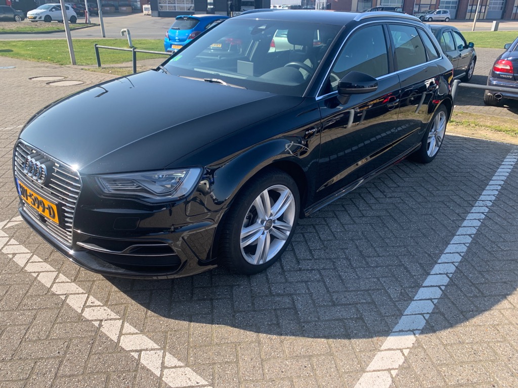 Audi A3 SPORTBACK 1.4 e-tron Amb. PL+