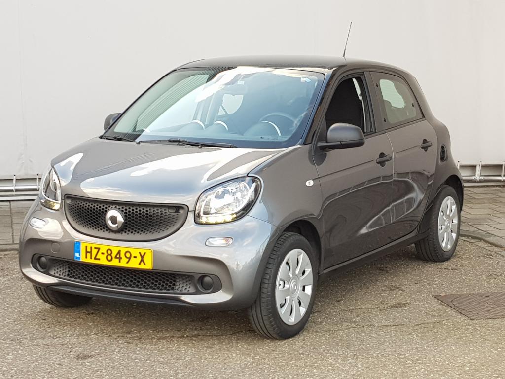 Smart FORFOUR 1.0 Pure Cool and Audio Comfort