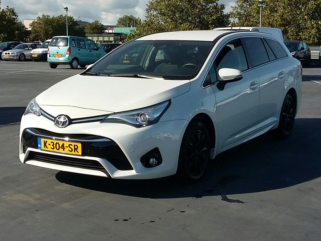 Toyota AVENSIS WAGON 1.8 VVT-i SkyV. Ed.