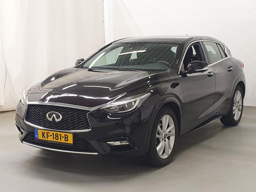 Infiniti Q30 1.6t Premium