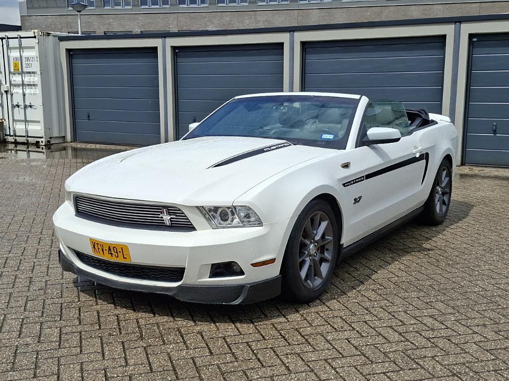Ford USA MUSTANG  3.7 V6