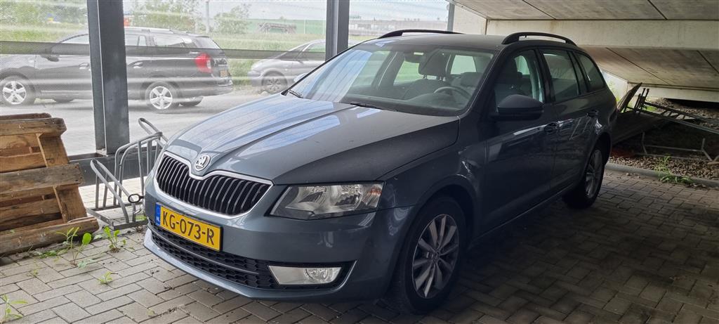 Skoda OCTAVIA COMBI 1.0 TSI Grt Amb Bns