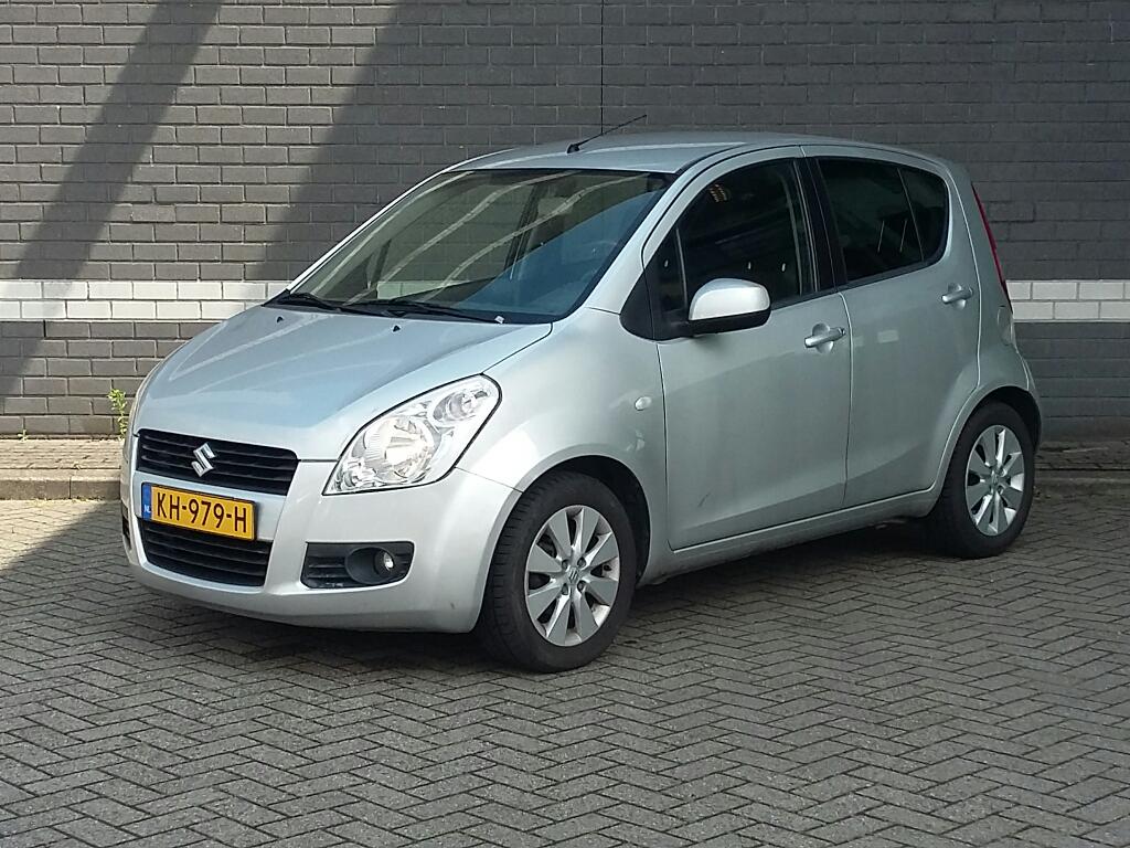 Suzuki SPLASH 1.0 Base