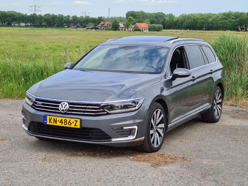 Volkswagen PASSAT VARIANT 1.4 TSI GTE Highline