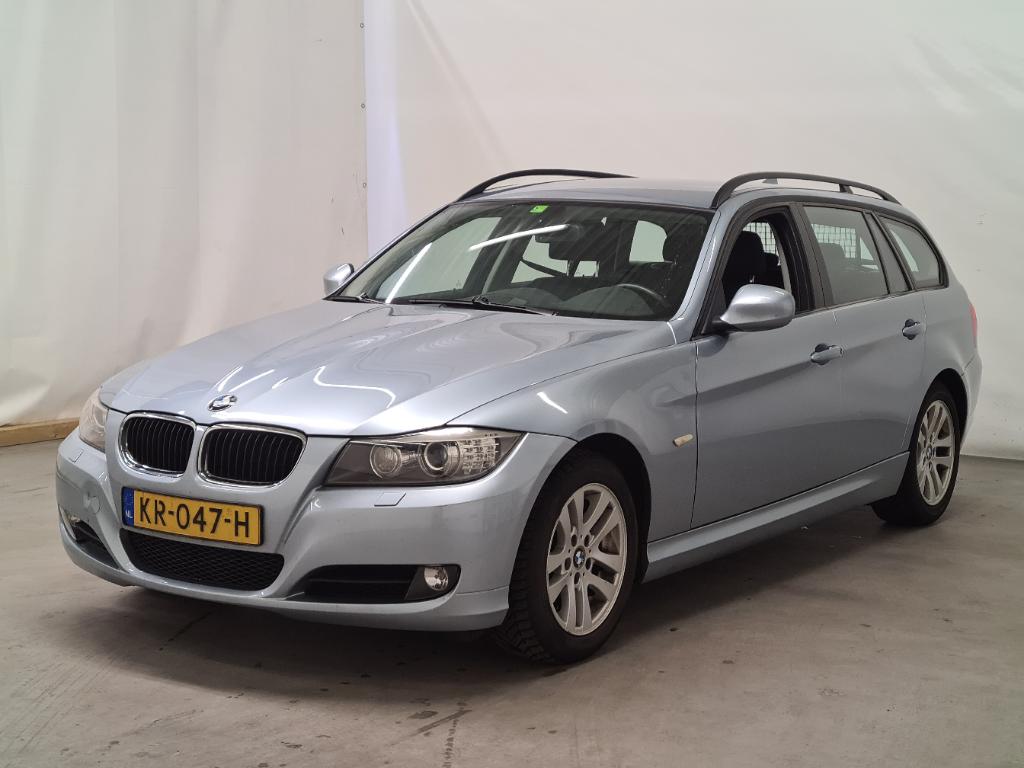 BMW 3-SERIE TOURING 320i