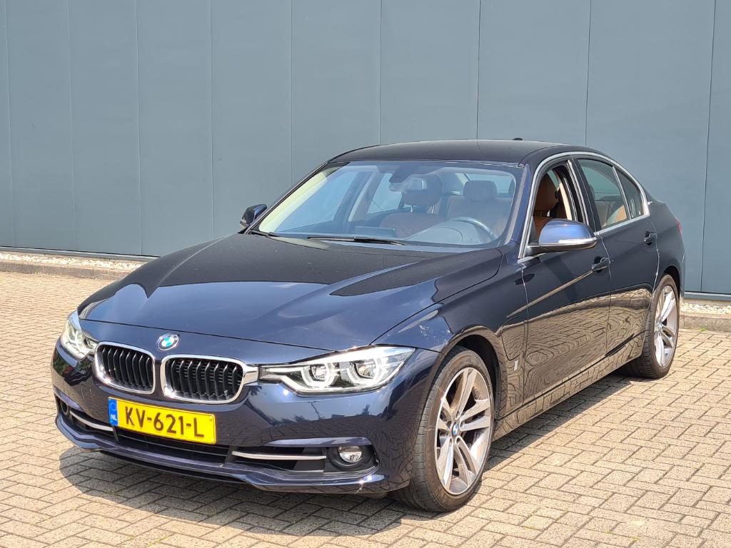 BMW 3-SERIE 330e