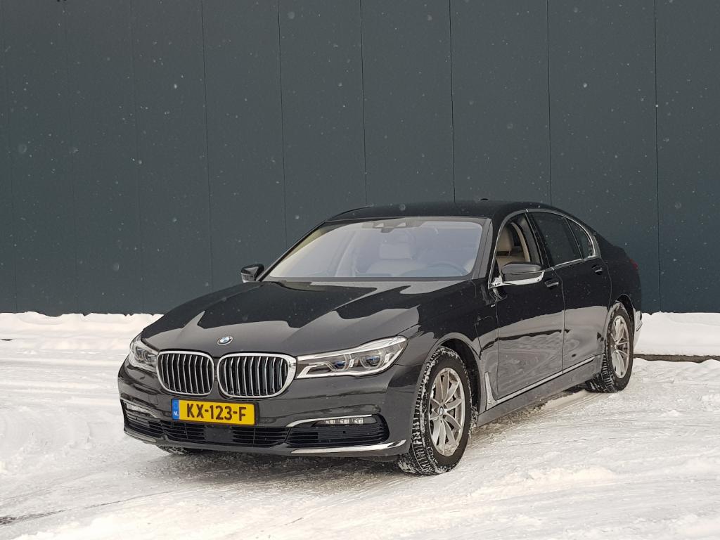 BMW 7-SERIE 740e iPerf High Exec