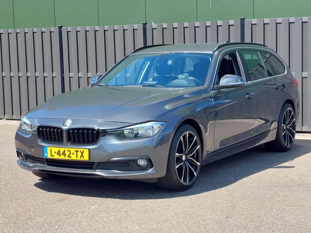 BMW 3-SERIE TOURING 316d Luxury