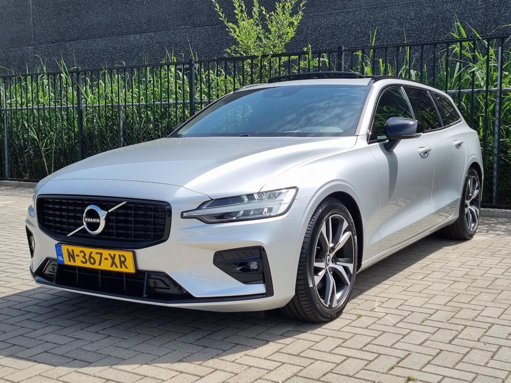Volvo V60 2.0 B4 R-Design