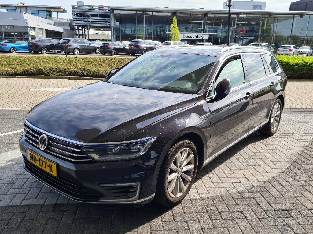 Volkswagen PASSAT VARIANT 1.4 TSI GTE Highline