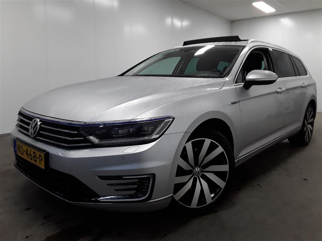 Volkswagen PASSAT VARIANT 1.4 T. GTE Connected Series Plus