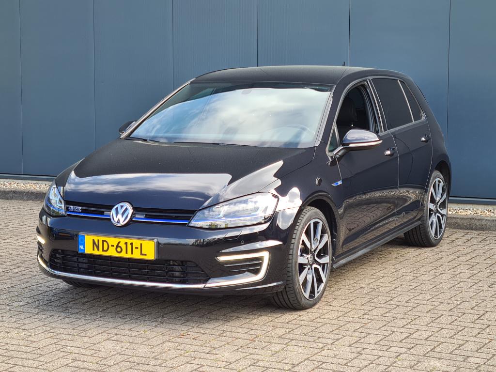 Volkswagen GOLF 1.4 TSI GTE Con. Ser