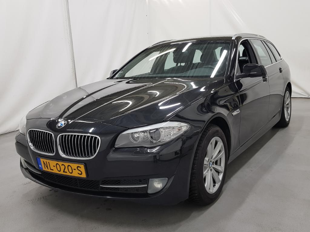 BMW 5-SERIE TOURING 520d