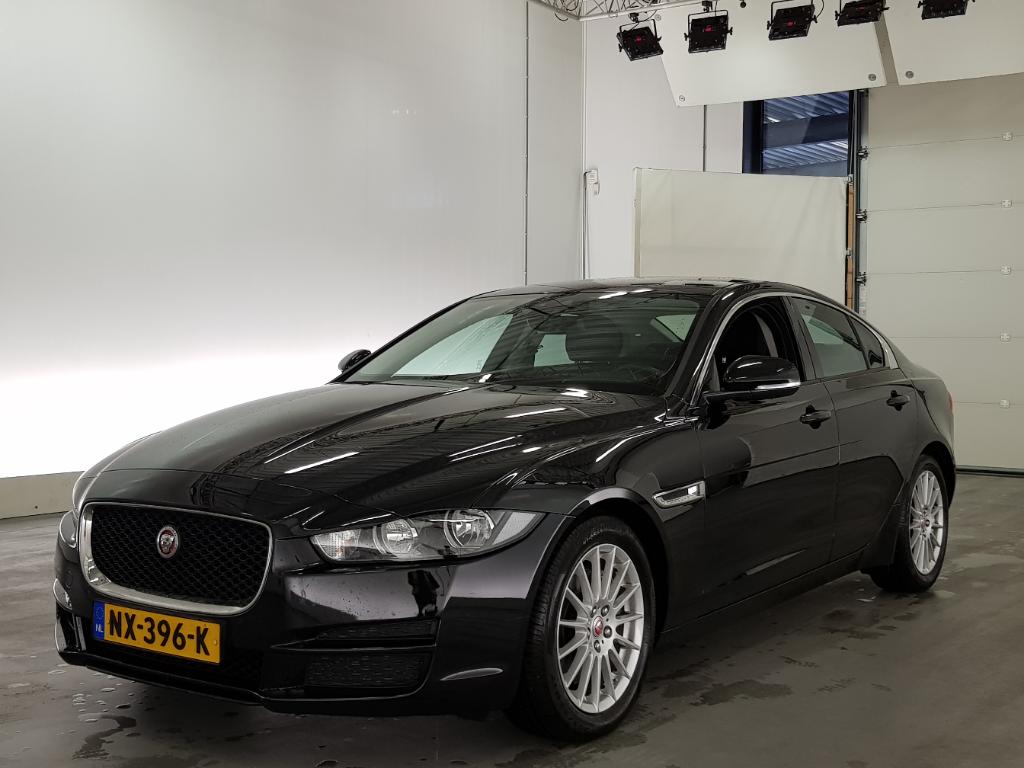 Jaguar XE 2.0 D Pure