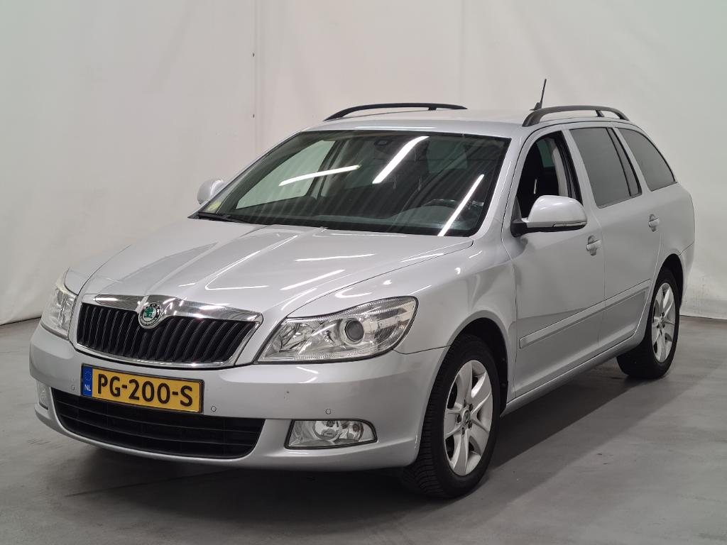 Skoda OCTAVIA COMBI 1.6 TDI Gr.t.Amb.Bns