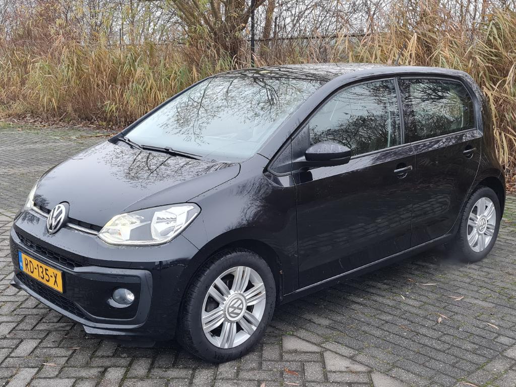 Volkswagen UP! 1.0 BMT high up!