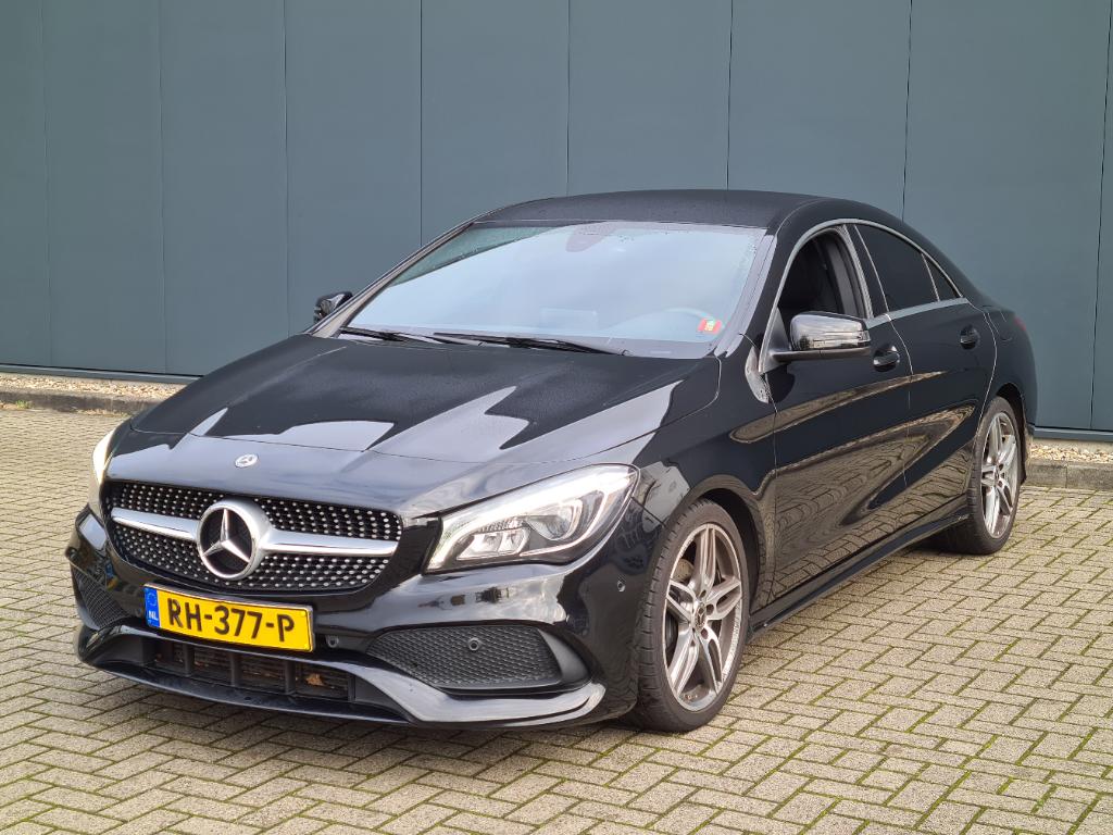 Mercedes-Benz CLA-Klasse 180 d Bus. Sol. AMG