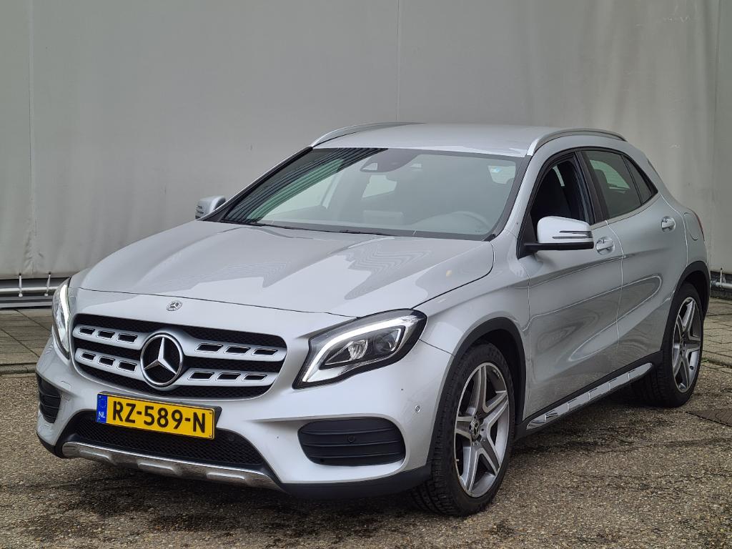 Mercedes-Benz GLA-Klasse 180 Bus. Sol. AMG Stoelverw.