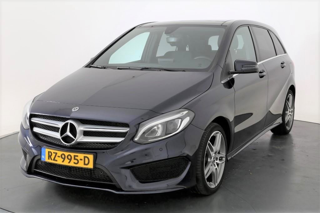 Mercedes-Benz B-KLASSE 180 Ambition AMG Styling Pan.schuifd Alarm