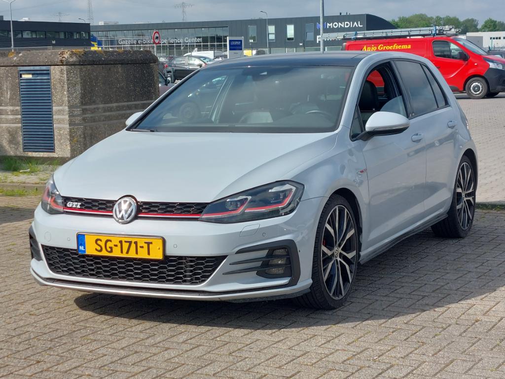Volkswagen GOLF 2.0 TSI GTI DSG Performance