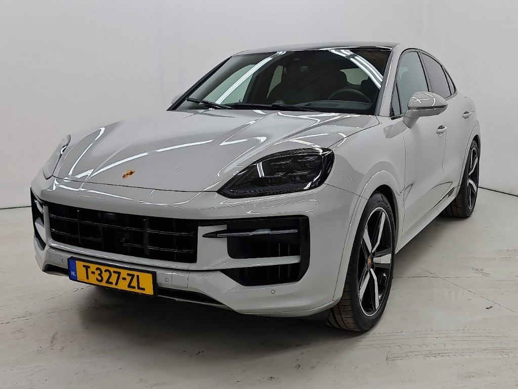 Porsche CAYENNE COUPE 3.0 PHEV 470pk TipTron. AirSus BOSE HUD SportDesign PDLS+