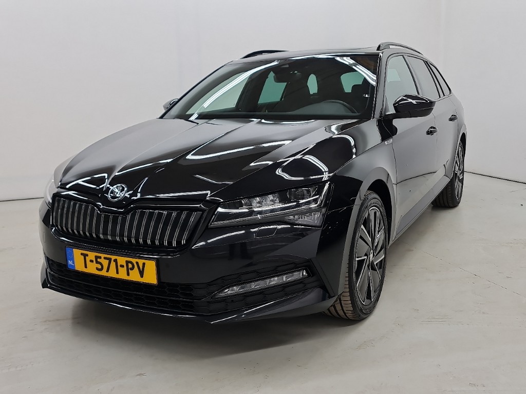 Škoda Superb Combi leasen