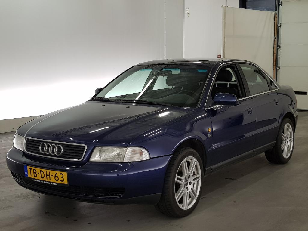 Audi A4 1.8 5V Advance