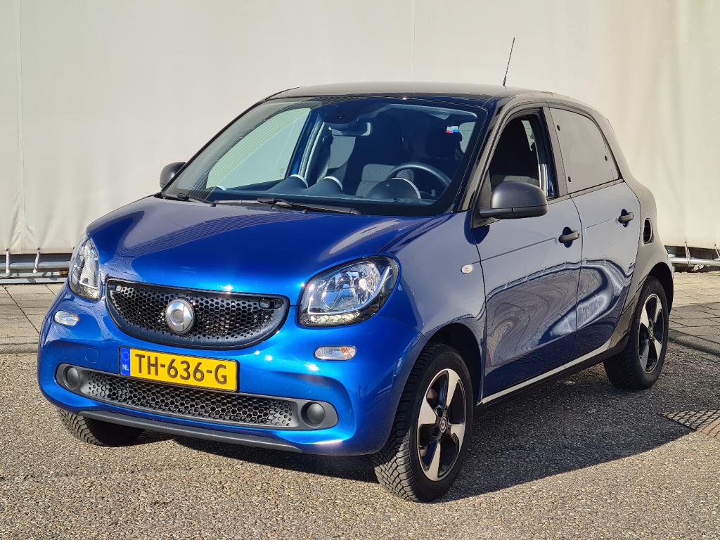 Smart FORFOUR 1.0 Pure Plus LM Cool and Audio Comfort