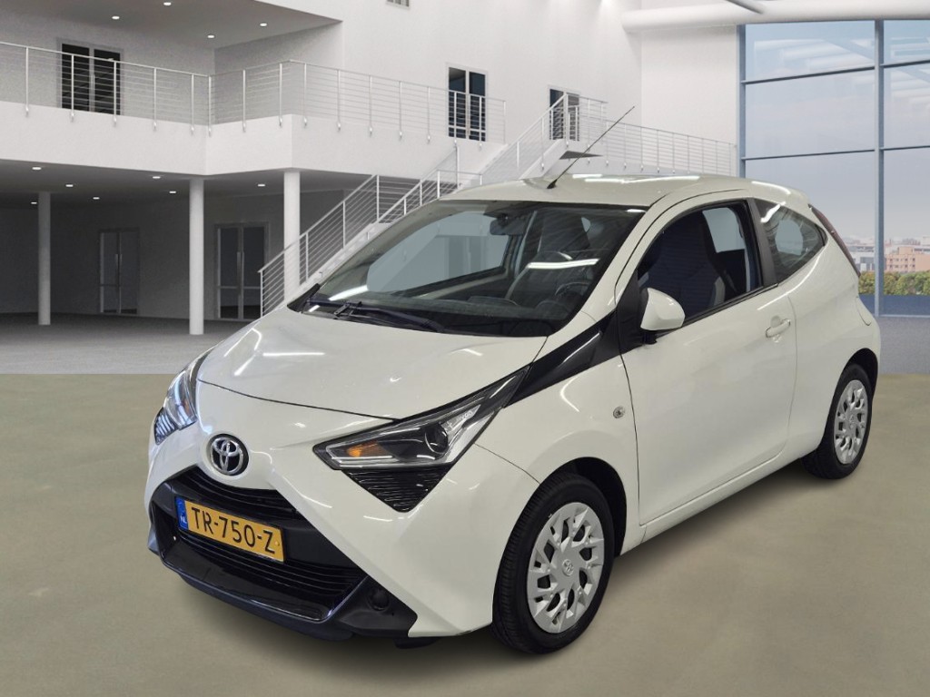 Toyota AYGO  1.0 VVT-i x-play