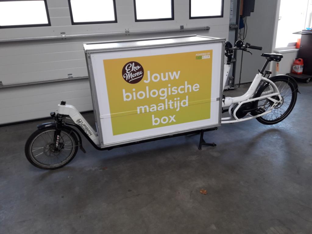 UrbanArrow Bakfiets Tender 1500 Flatbed 500Wh + Coolbox (actieve koeling!)