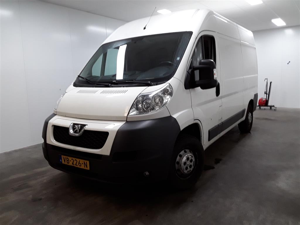 Peugeot BOXER 335 2.2 HDI L2H2