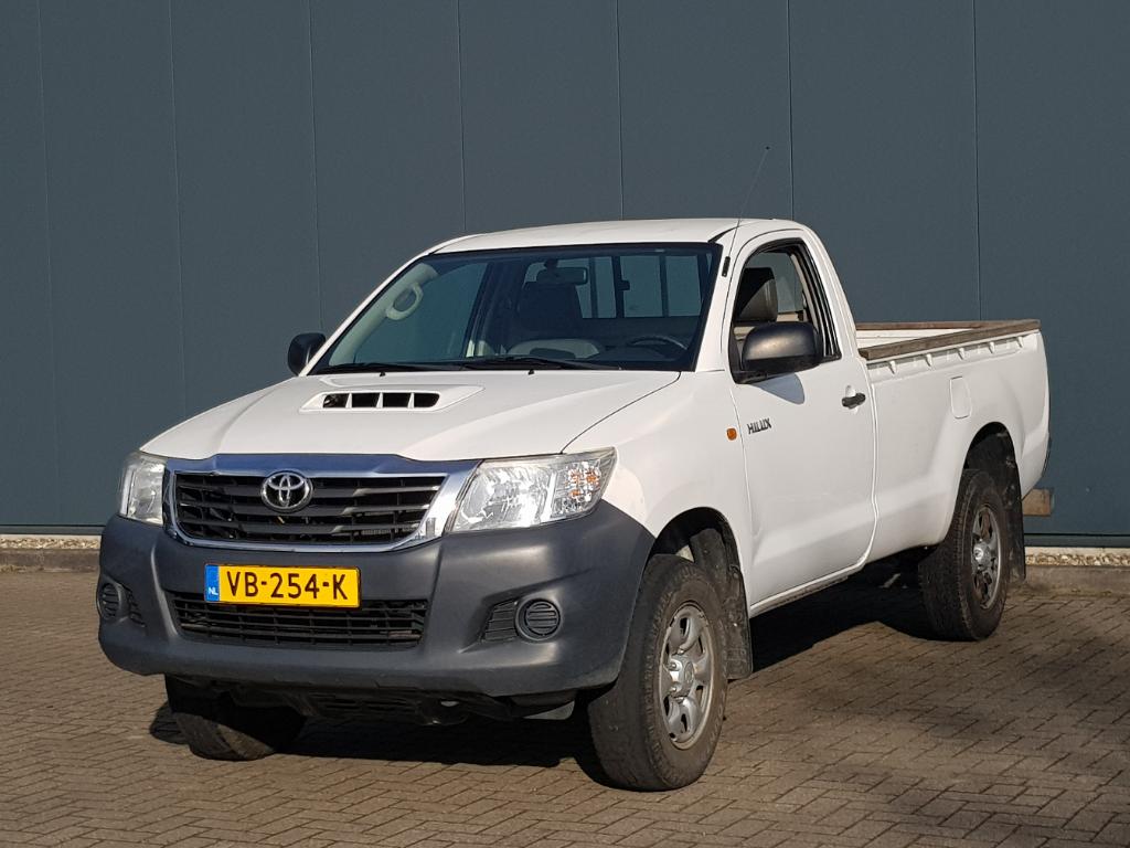Toyota HILUX 2.5 D-4D LX