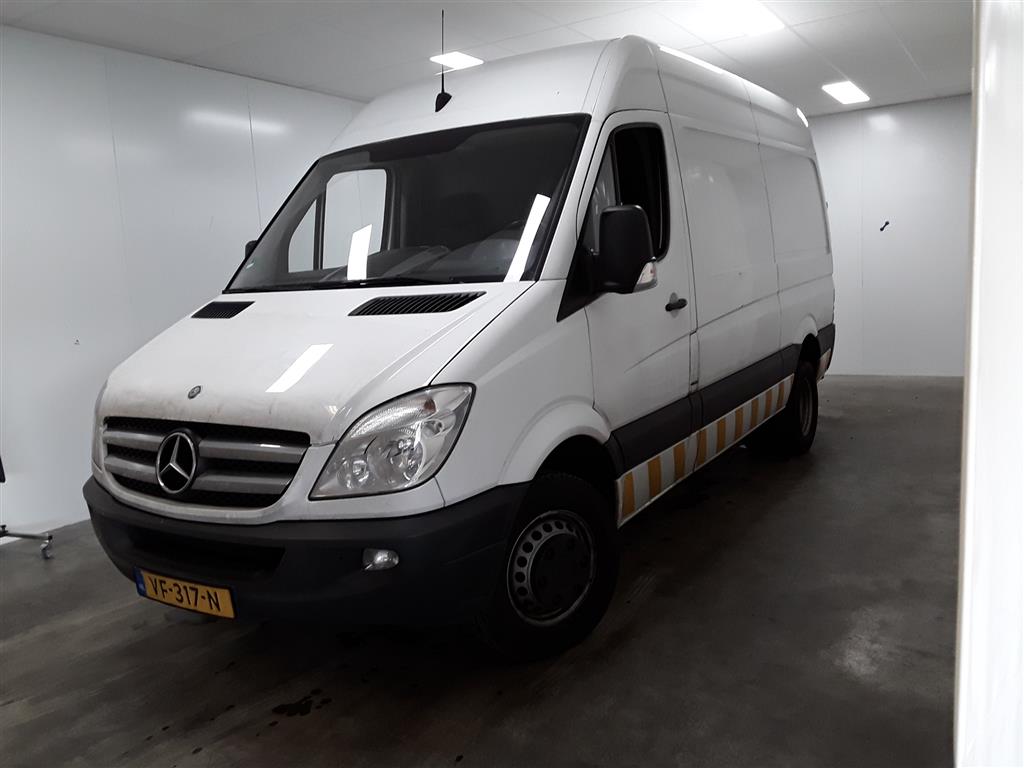 Mercedes-Benz SPRINTER 519 3.0 CDI 366