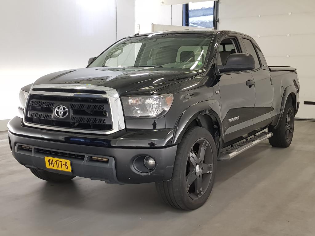 Toyota TUNDRA 5.0 V8 4WD
