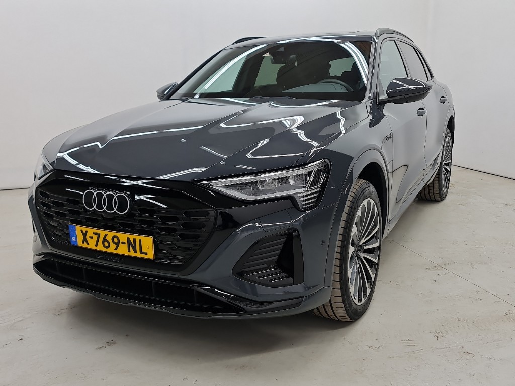 Audi Q8 55 BEV 408pk 115kWh Quattro S Ed Competition Trekhaak